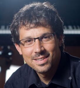 Photo of Dr Valentino Piran